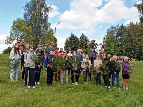 Акция по озеленению в Миорском районе