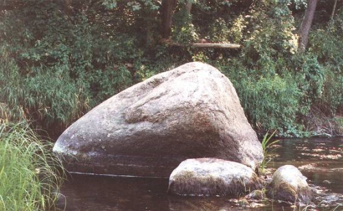 Sarjansky Bolshoj Kamen boulder