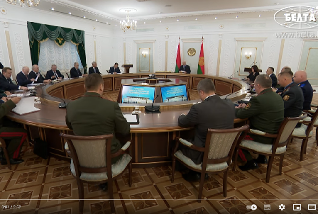 Александр Лукашенко: Хочу предупредить, что мы ни с кем церемониться не будем! // Про Польшу, ЧВК и НАТО